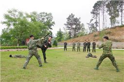 Một phút cũng luyện, một giây cũng rèn